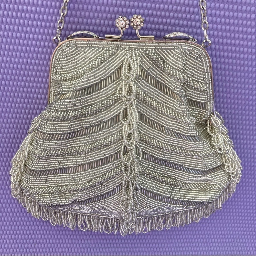 INGE CHRISTOPHER Beaded & Rhinestone Silver Metallic Convertible Clutch   8”x 7”